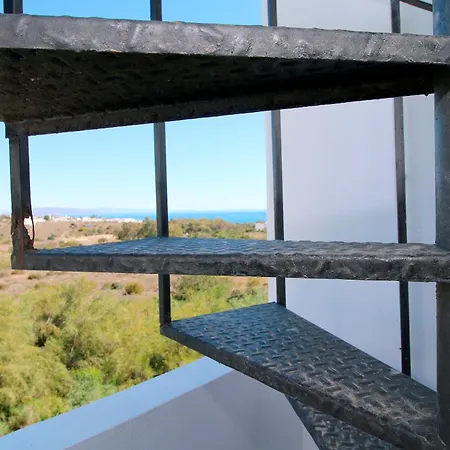 Luna De Apartment